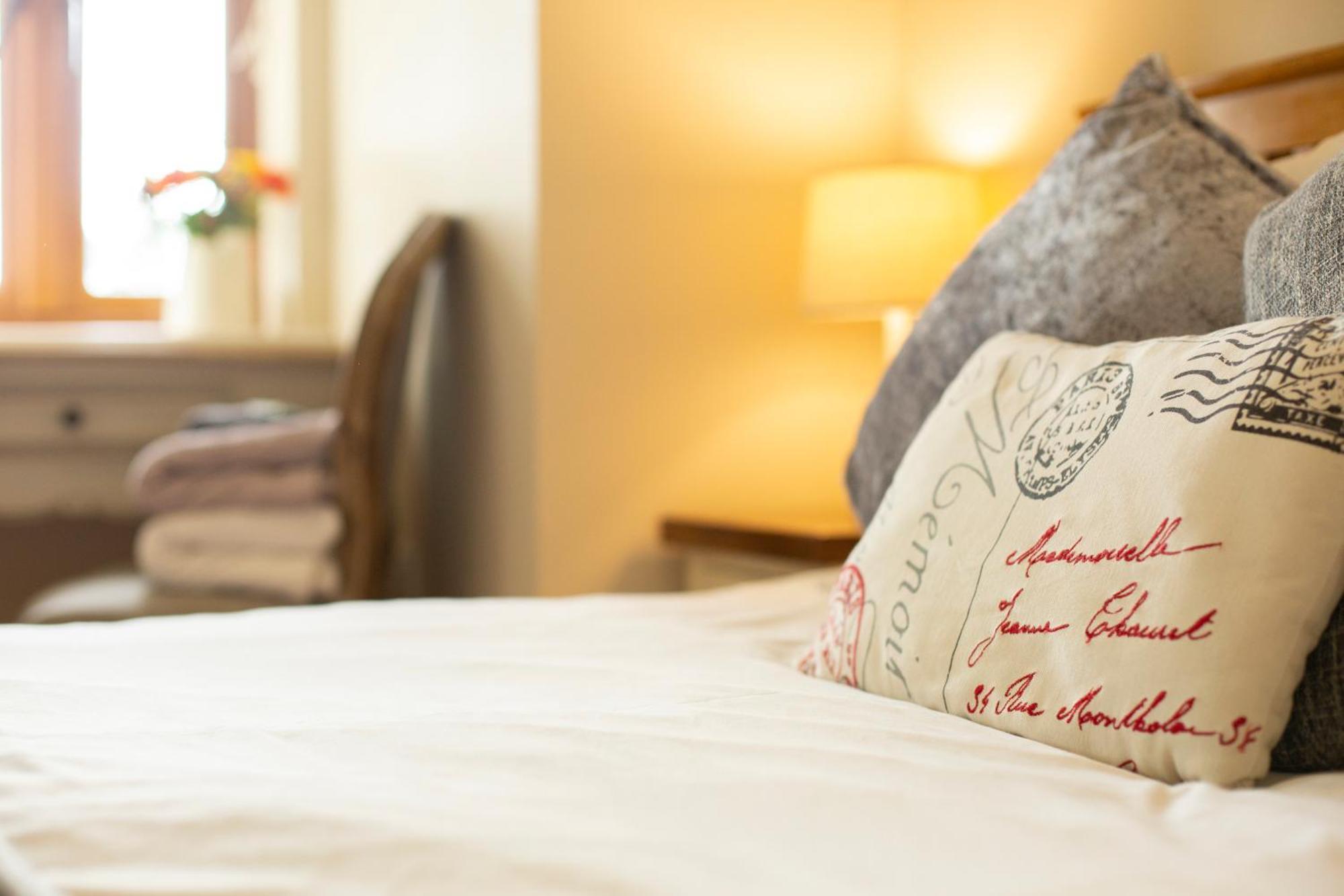 Hillcroft Accommodation Redhill  Bilik gambar